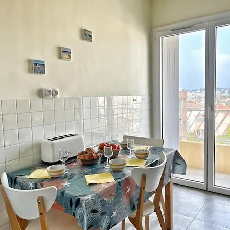 La Colline En Famille En Bord De Six-Fours-les-Plages