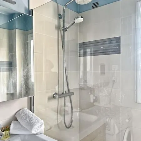 La Colline En Famille En Bord De Six-Fours-les-Plages